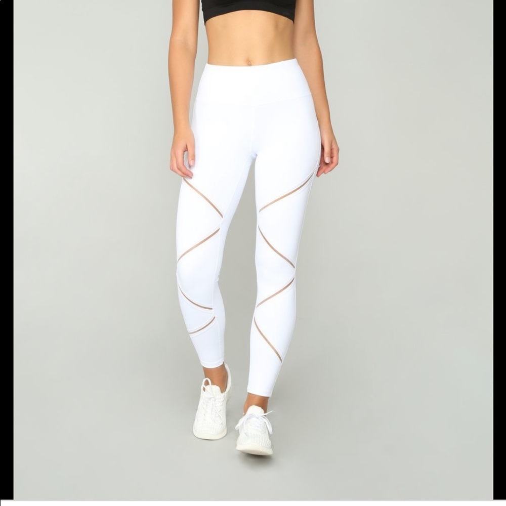 Small white fashion nova workout leggings